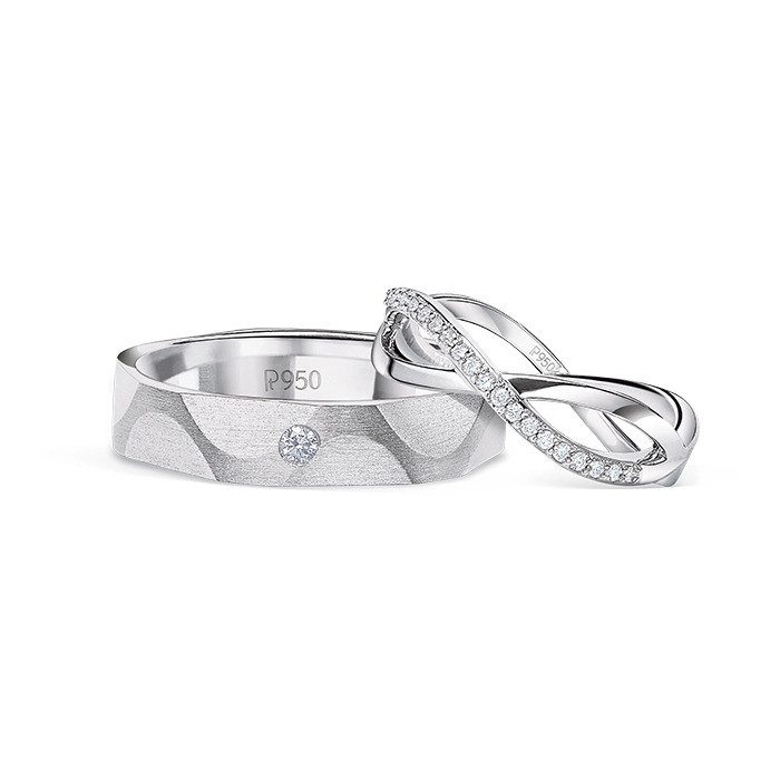 Shop Stunning Platinum Diamond Rings for Couples