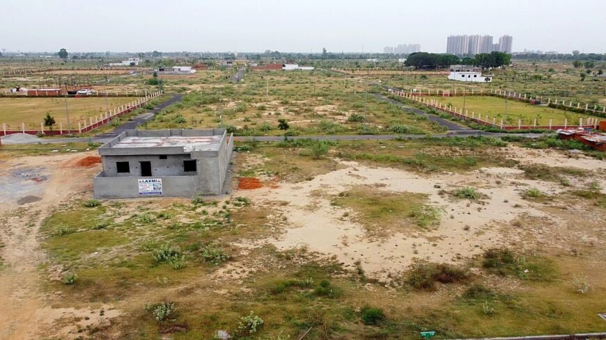 Plots for Sale at Best Deals in Noida