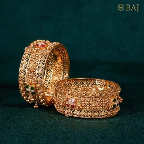 Shop Exquisite 22K Gold Kundan Bangles | BAJ