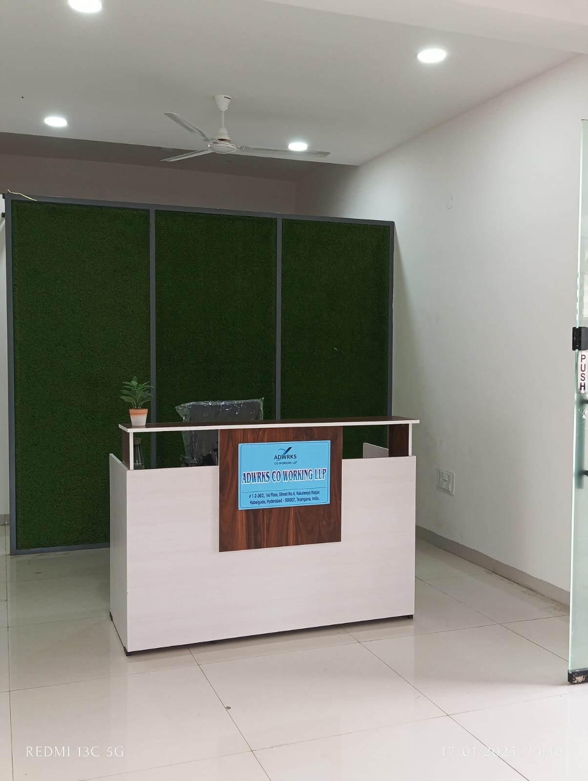 Best coworking space in hyderabad | plug-and-play offi