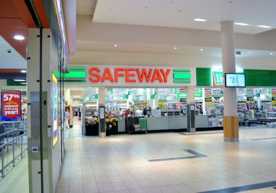 Safeway_at_Bayside_Shopping_Centre