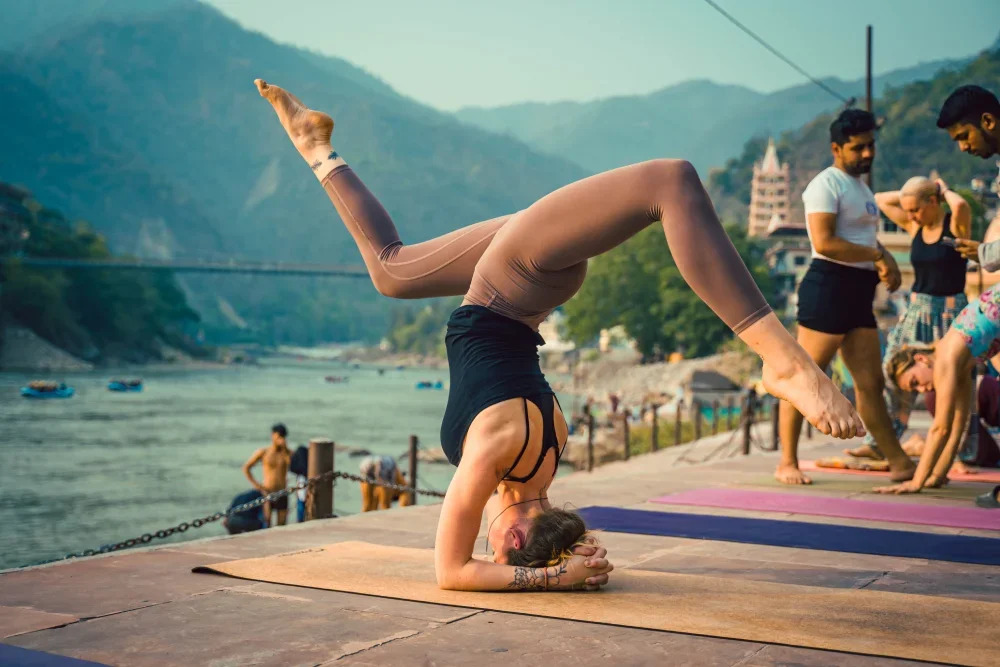 200 hour yoga teacher training in rishikesh