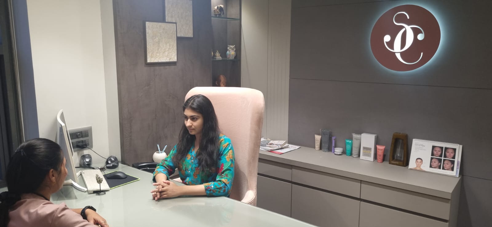 Viva Luxe by Dr.Jayshree Ahuja