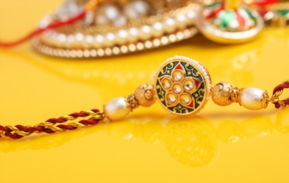 Send Rakhi to Kolkata