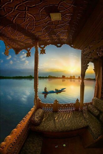 Discover Paradise Best Kashmir Tour Packages