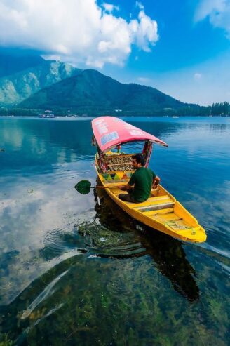 Discover Paradise Best Kashmir Tour Packages
