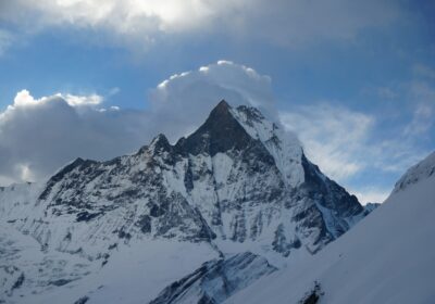 annapurna-base-camp-trekking-cUC6G44SfLY-unsplash