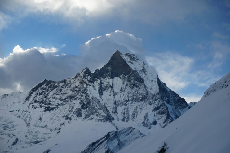 : Annapurna Base Camp Trek: Walk to the Heart of the H