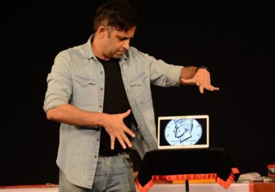 magician-mentalist-mind-reader