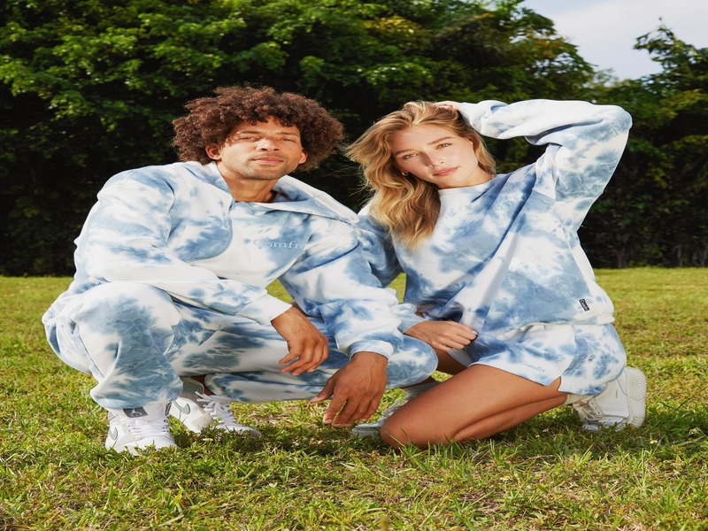 White Fox Boutique and Comfrt Hoodie – Fashion