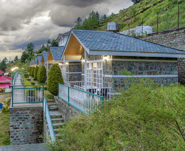 Best luxury resort in Kufri – The Koti Village Resort