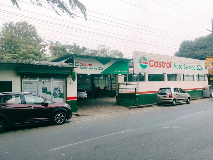 Car Washing Center in Gomti Nagar