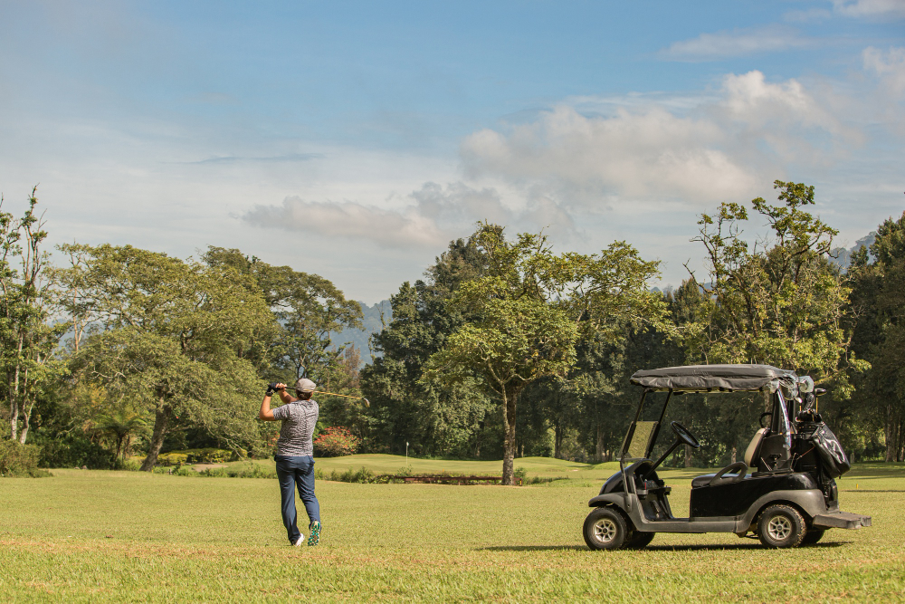 Renting a Golf Cart: The Easiest Way to Explore Any De