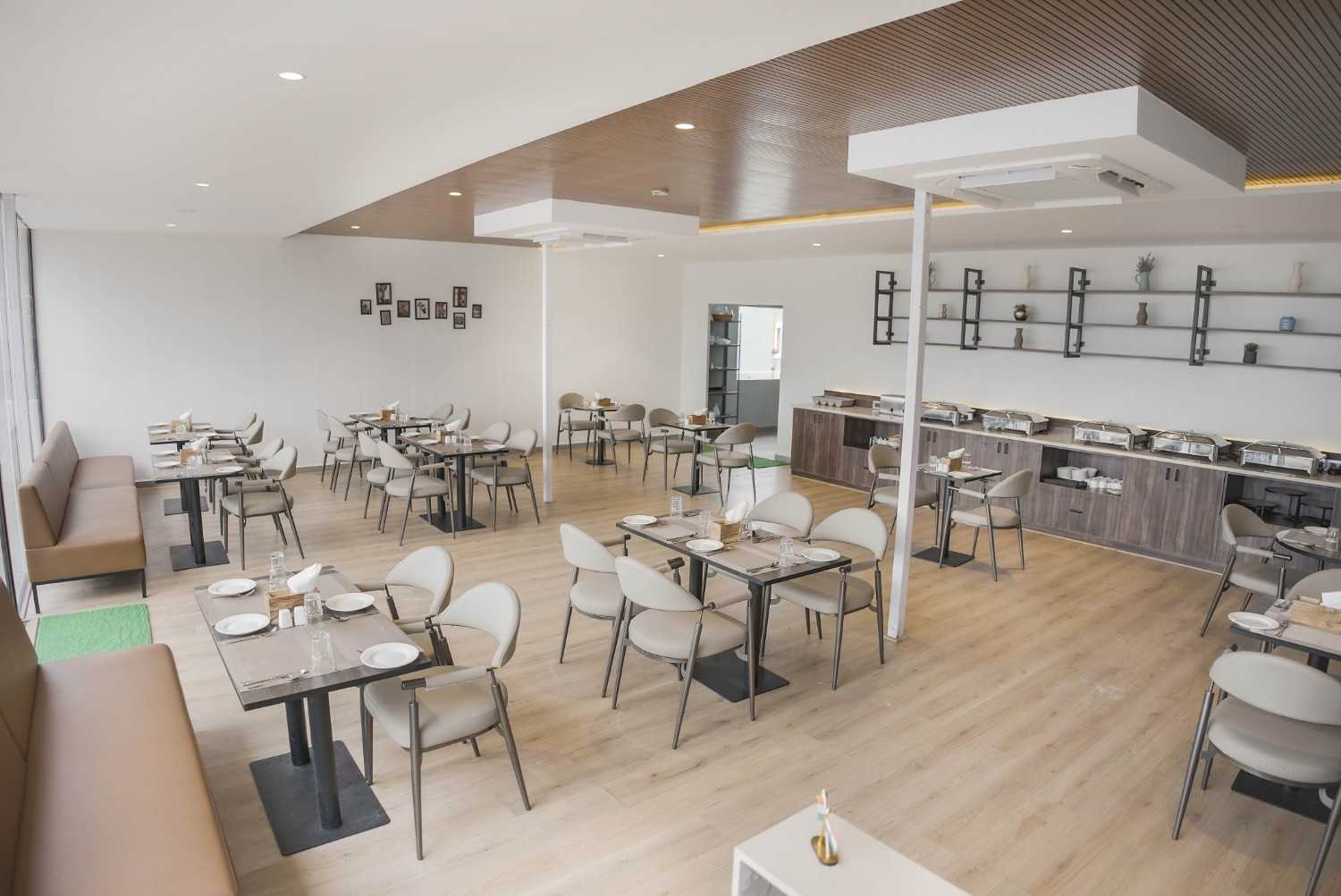 Hotels near Madhapur