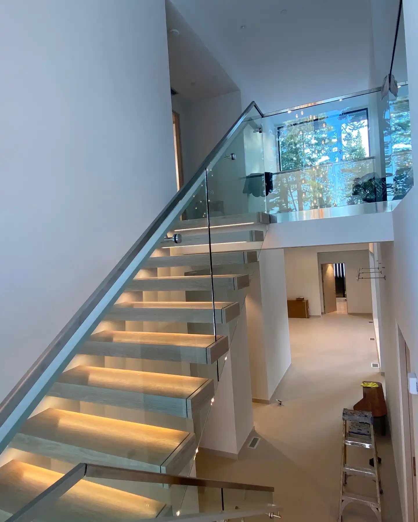 Custom Glass & Mirror Installations