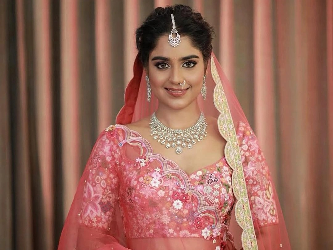 Expert Makeup Artists in Delhi for Weddings & Special