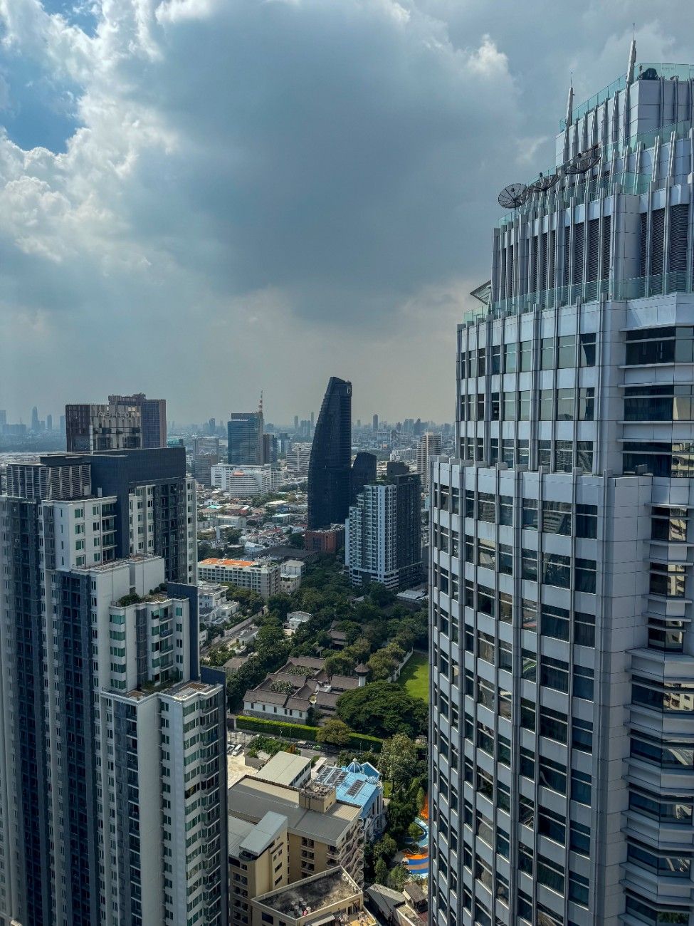 CCI Skyleap Rivali Park 2 – Premium Homes in Borivali