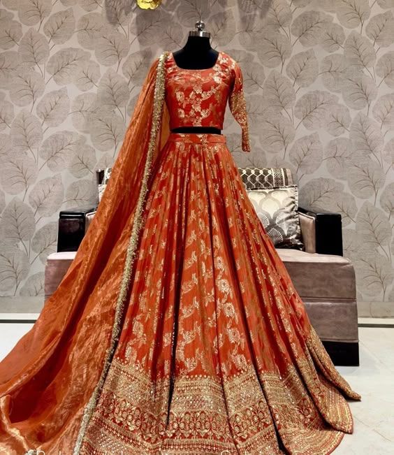 Lehengas of Banarasi Silk Are Designed for Magnificent
